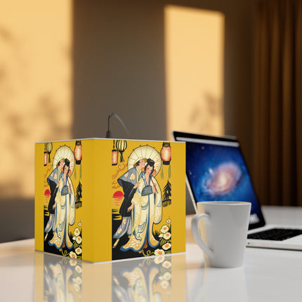 Golden Embrace Light Cube Lamp