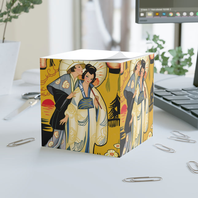 Golden Embrace Note Cube