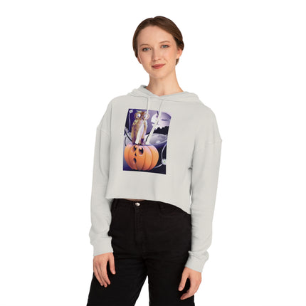 The Startled Pumpkin Women’s Cropped Hooded Sweatshirt