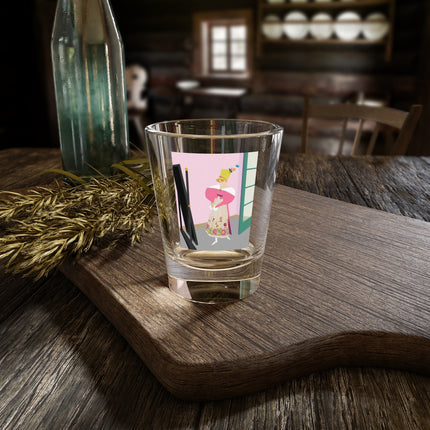 The Yellow Hat Shot Glass – 1920s Vogue Whimsy & Playful Elegance