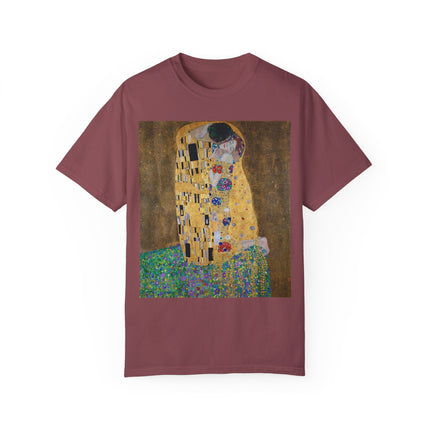 The Kiss by Gustav Klimt Unisex Garment-Dyed T-shirt
