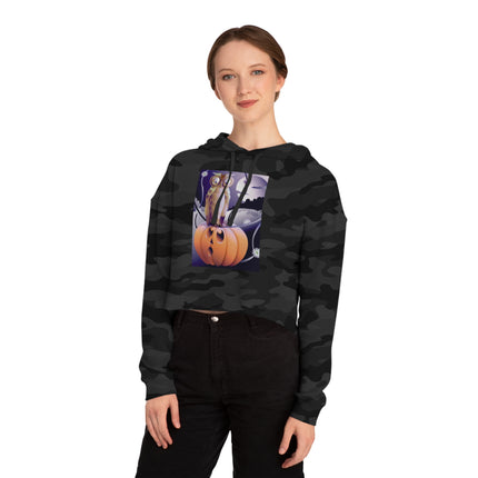 The Startled Pumpkin Women’s Cropped Hooded Sweatshirt
