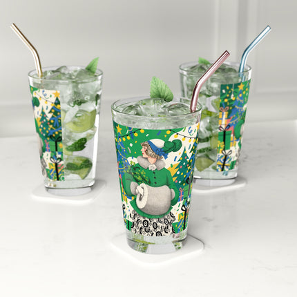 🍀🎄 The Emerald Holly Christmas Pint Glass – Art Deco Holiday Elegance