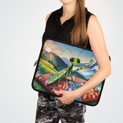 The Joyful Mantis Laptop Sleeve