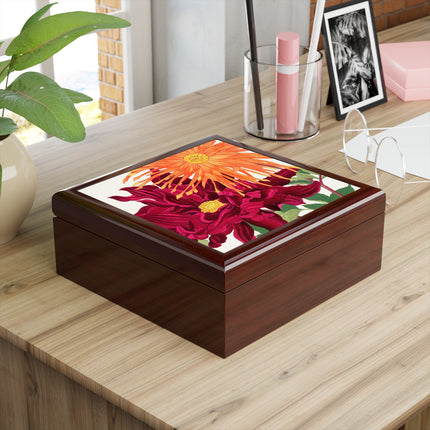 Dahlia by Tanigami Kônan Jewelry Box