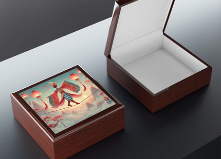 The Lantern Walker Jewelry Box