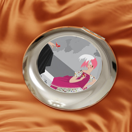 The Red Bird Compact Mirror – Graceful Storybook Charm & Quiet Mystery