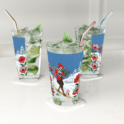 🎿🎄 The Christmas Holly Skier Pint Glass – Whimsical Holiday Fantasy