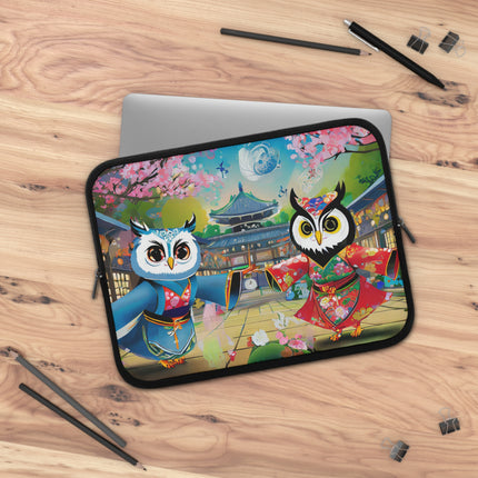 Twirling Talons Laptop Sleeve