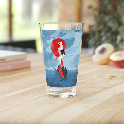 Siren of the Waves Pint Glass – Dramatic Sea Power & Bold Elegance