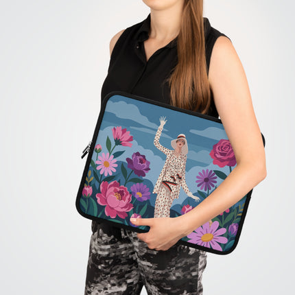🌹👒 The Lady Among The Giant Roses Laptop Sleeve – Art Deco Floral Elegance