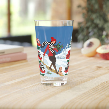 🎿🎄 The Christmas Holly Skier Pint Glass – Whimsical Holiday Fantasy